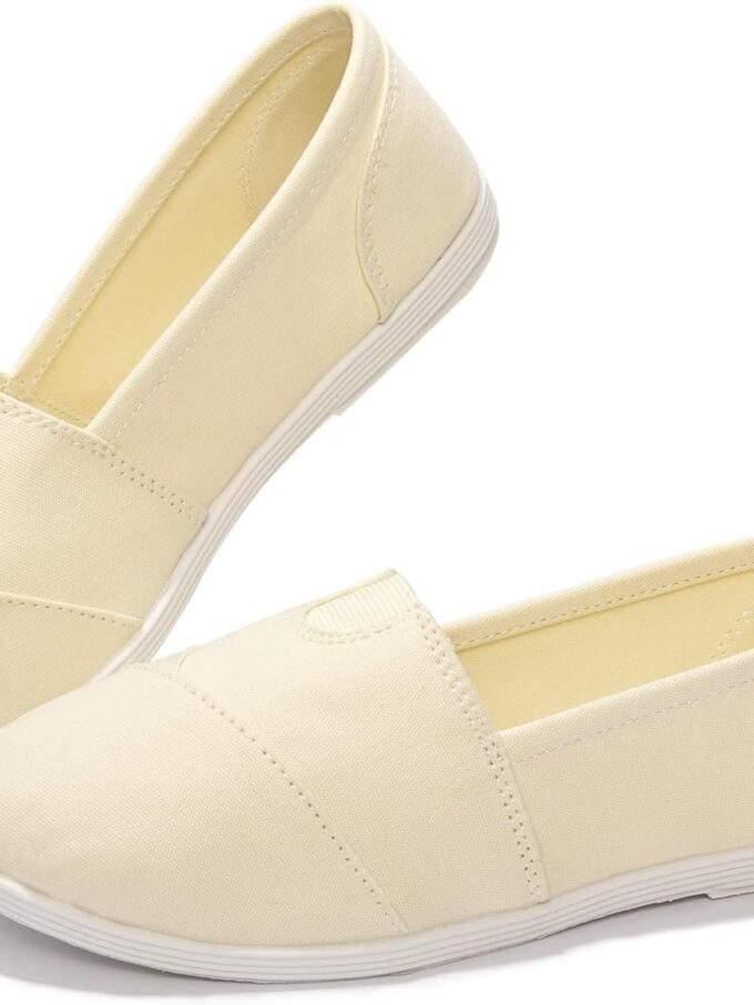 Women  Slip On Loafer Flat Shoes Soft Daily Slip-On Casual Arch Support Sneaker Classic Flats Breathable Women Loafer Canvas Walking Shoes