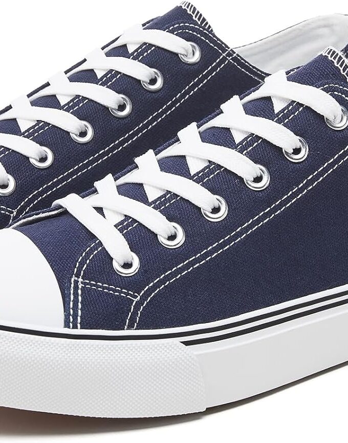 Men Canvas Low top Shoes Classic Casual Sneakers Black and White Fashion Shoes