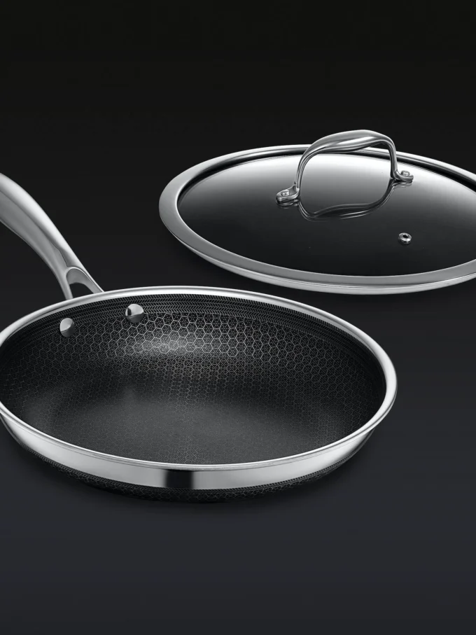 Hybrid Fry Pan with Lid, 10"