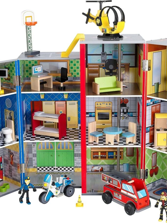 Wooden play set, 3 levels, with 26 accessories, folds for storage